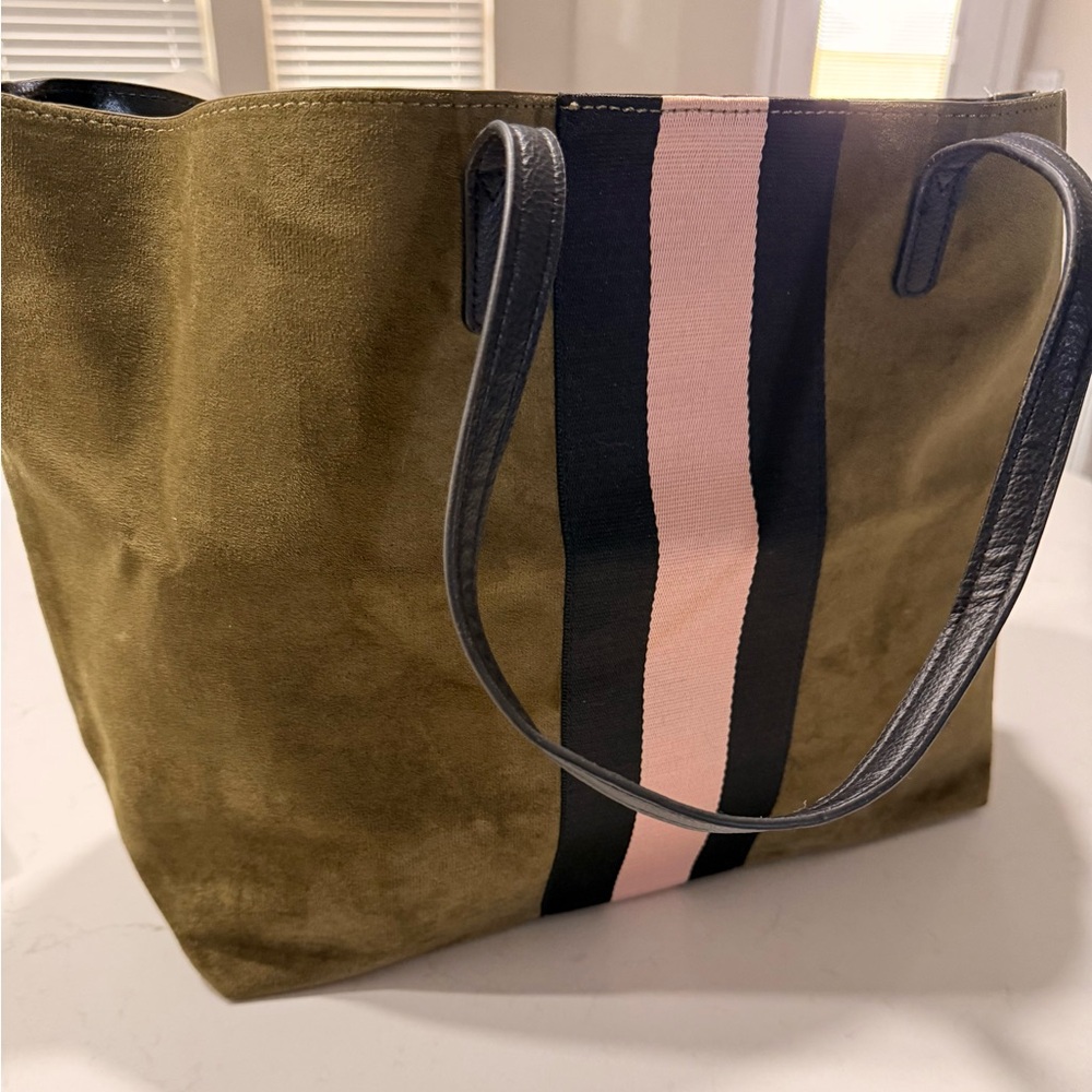 NWOT Neiman Marcus Beauty Event Olive Tote Bag with Matching Cosmetic Bag - Picture 10 of 11